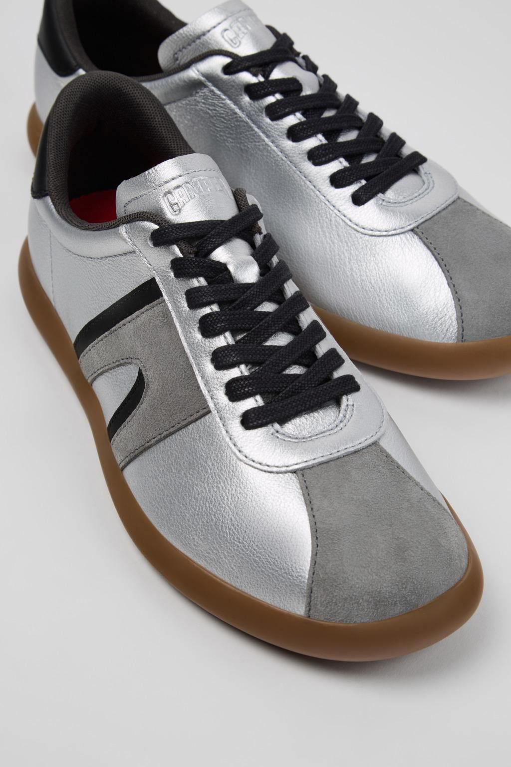 캠퍼 실버 누벅 레더 남성 스니커즈 Pelotas Soller K100937-013 GREY - 상세 이미지 2