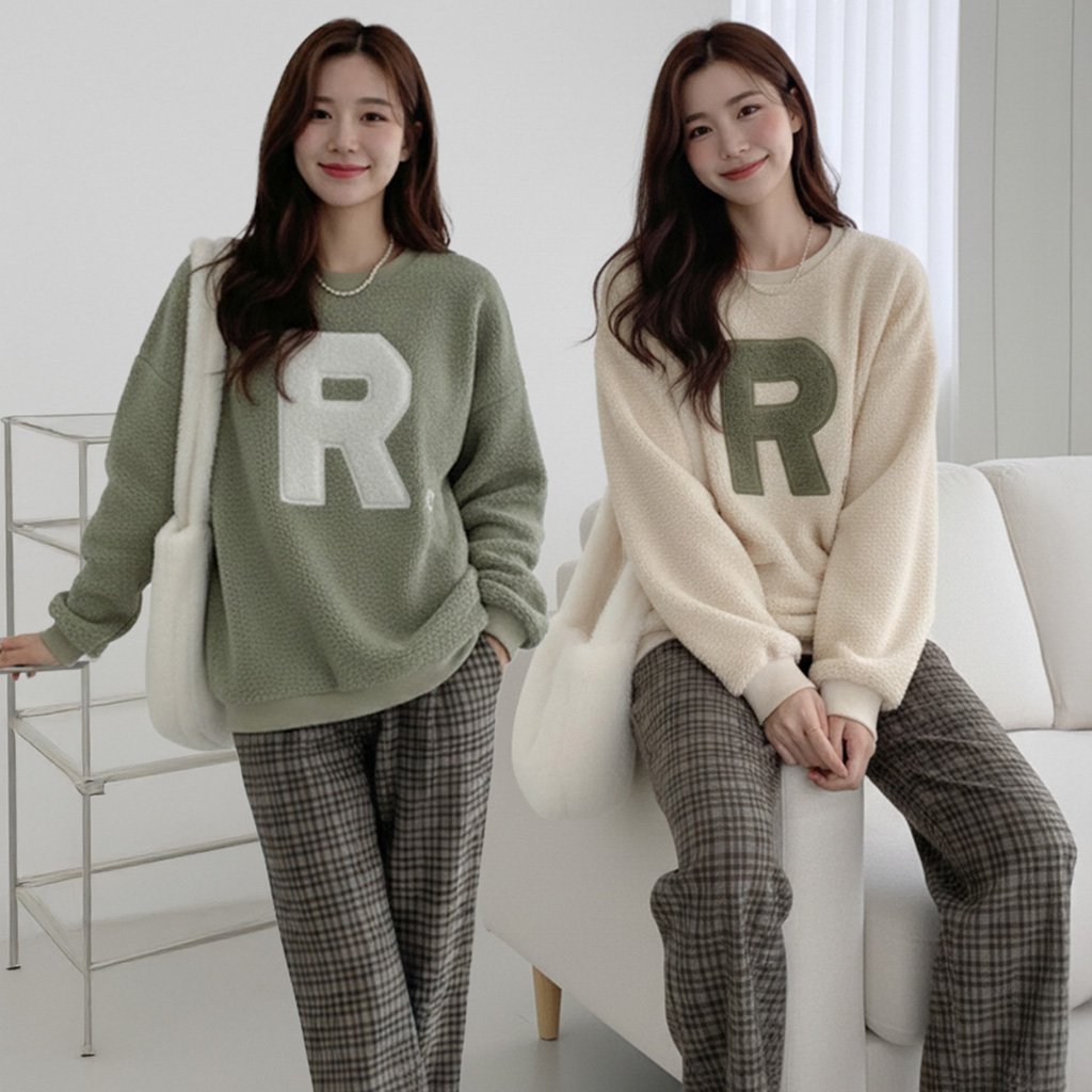 뽀글이맨투맨 여성양털후리스맨투맨 R자수후리스 - 메인 이미지