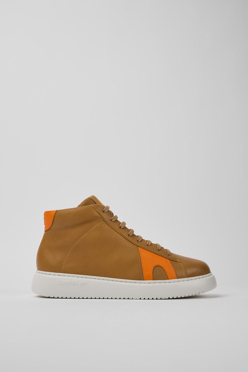 캠퍼 레트로 하이탑 스니커즈 Runner K21 K300429-004 BROWN - 메인 이미지