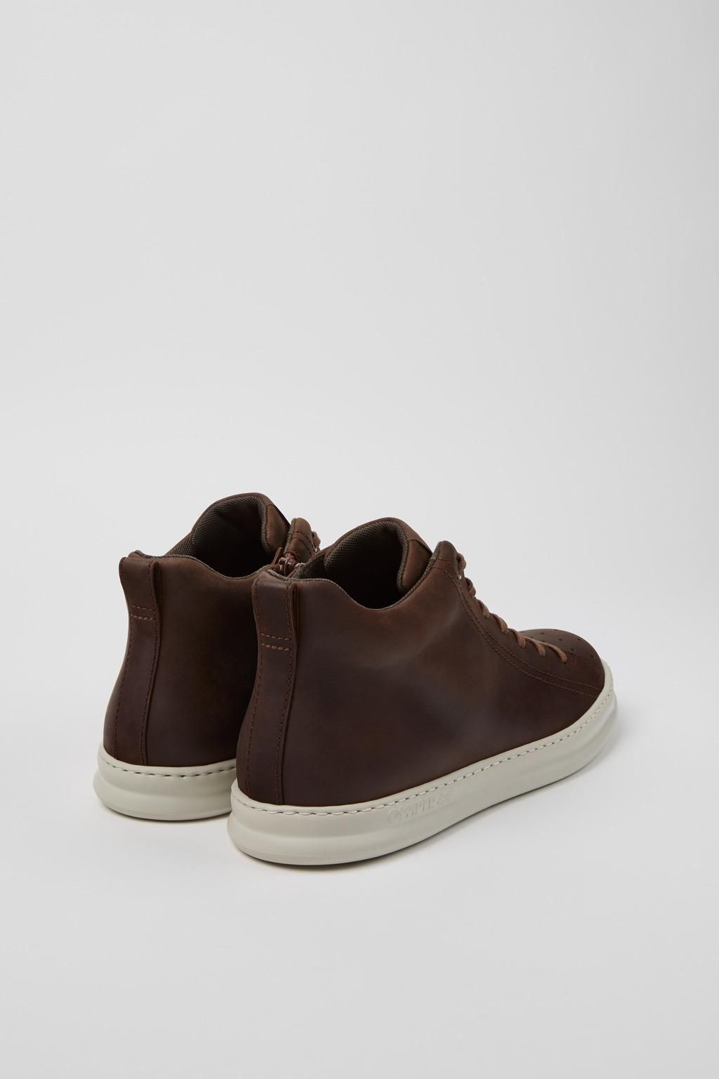 캠퍼 테크니컬 브라운 누벅 앵클부츠 Runner K300347-014 BROWN - 상세 이미지 3