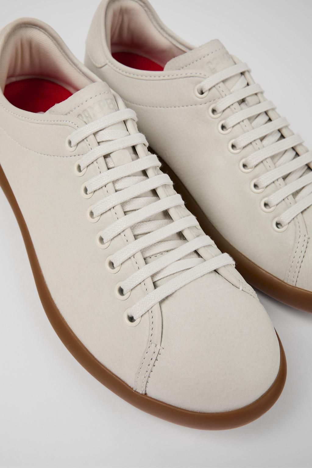 캠퍼 화이트 레더 남성 스니커즈 Pelotas Soller K100974-001 WHITE - 상세 이미지 2