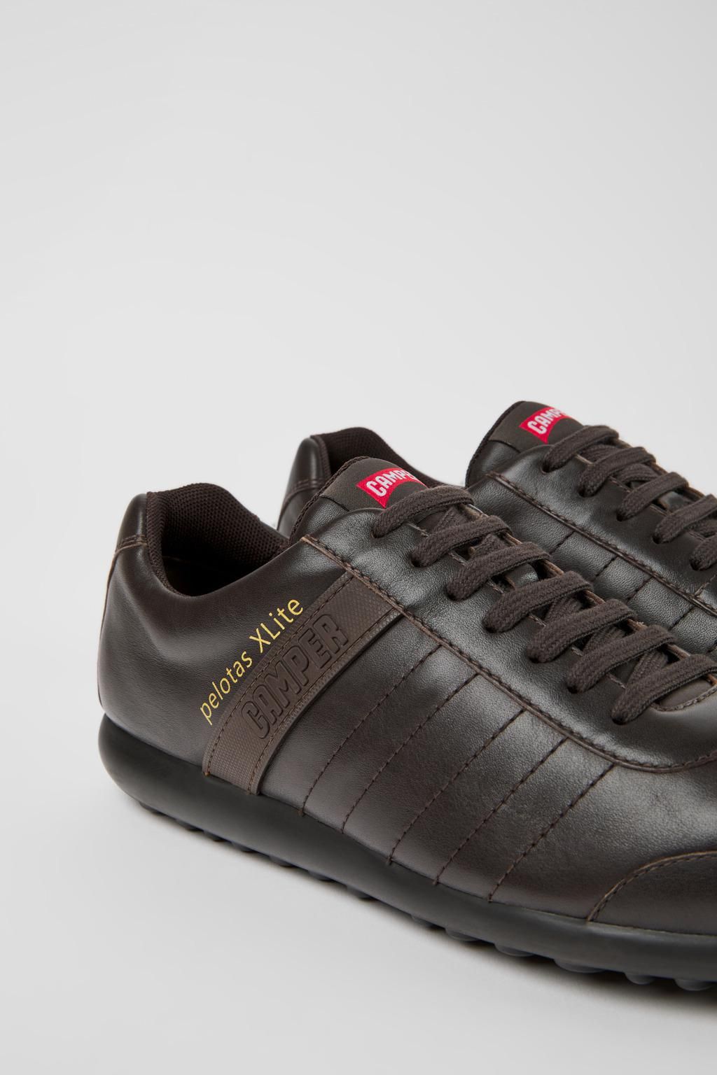 캠퍼 다크 브라운 레더 스니커즈 Pelotas XLite 18304-025 BROWN - 상세 이미지 2