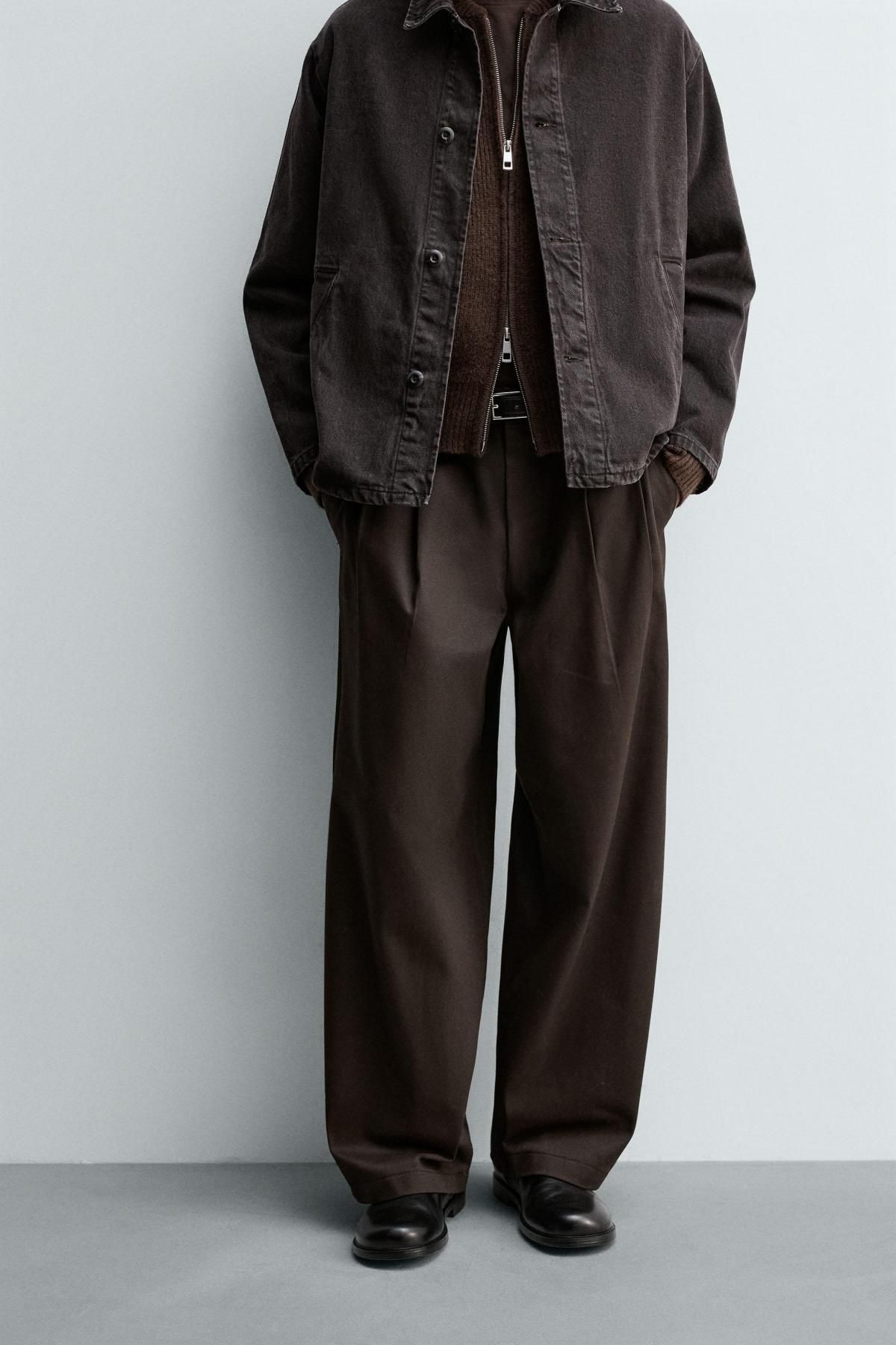 자라 와이드핏 코튼 플리츠 치노 팬츠 3991/353 CHOCOLATE - 메인 이미지