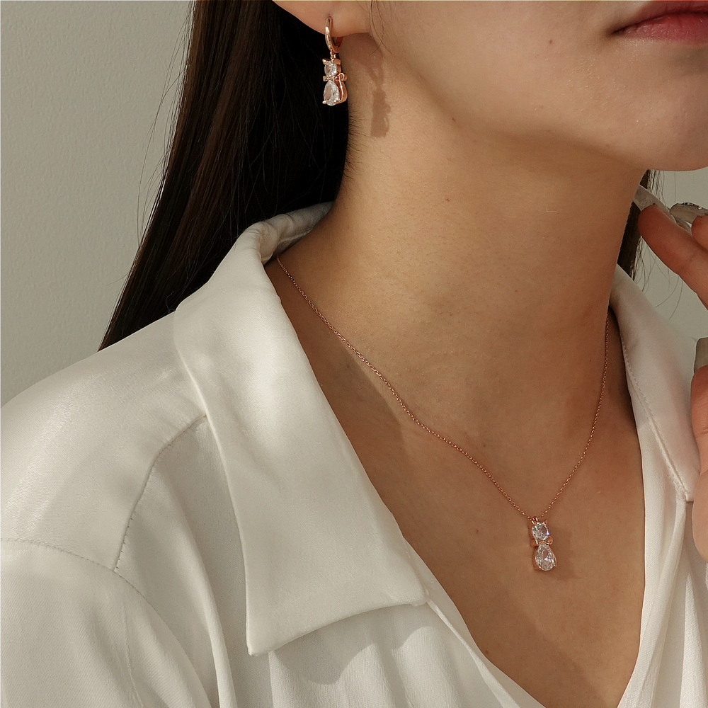 [Color Cubic] 모노그래프 패리스 여성 주얼리 큐빅 펜던트 고양이 핑크 블루 데일리목걸이 White 이미지 6