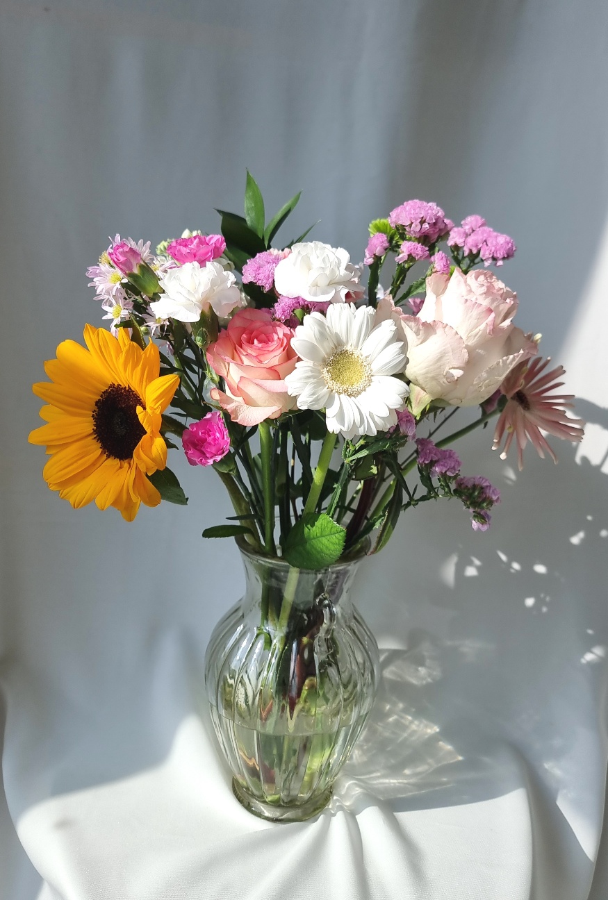 꽃정기구독 생화 계절 랜덤 대형 꽃다발 택배 생일 결혼기념일 선물 인터넷꽃도매 라운드블루미 - 상세 이미지 3