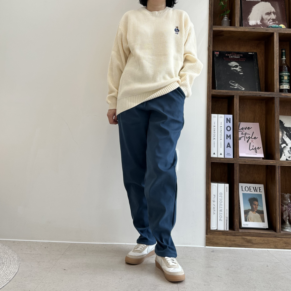국내 자체제작 겨울 기모 본딩 배기 팬츠 허리 밴드 바람 차단 네이비 스판 배기 바지 - 상품 이미지