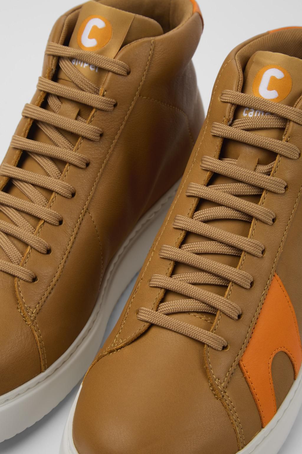 캠퍼 레트로 하이탑 스니커즈 Runner K21 K300429-004 BROWN - 상세 이미지 2