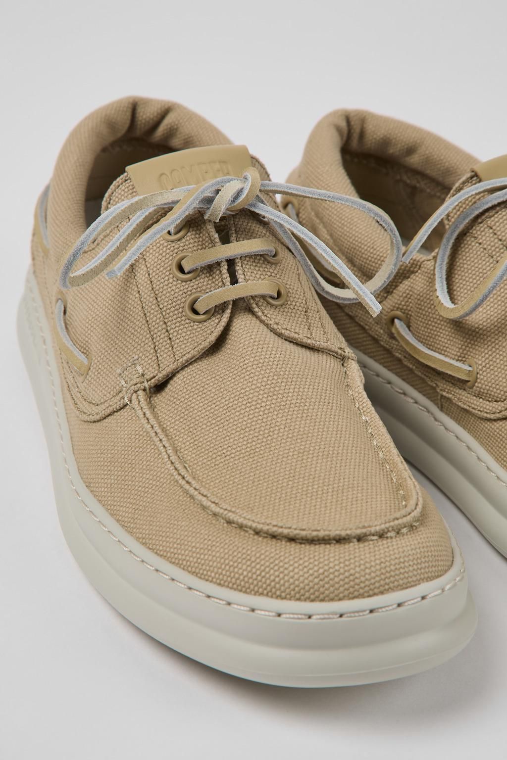 캠퍼 베이지 텍스타일 남성 스니커즈 Runner K100804-007 BEIGE - 상세 이미지 2