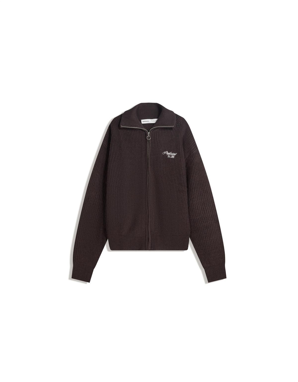 버쉬카 베이직 자수 집업 재킷 7040/623 BROWN - 메인 이미지