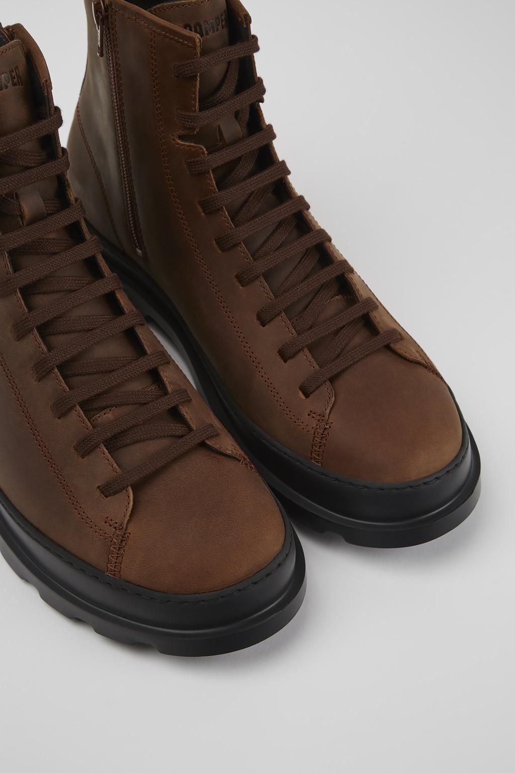 캠퍼 브라운 누벅 레이스업 미들부츠 Brutus K300245-009 BROWN - 상세 이미지 2