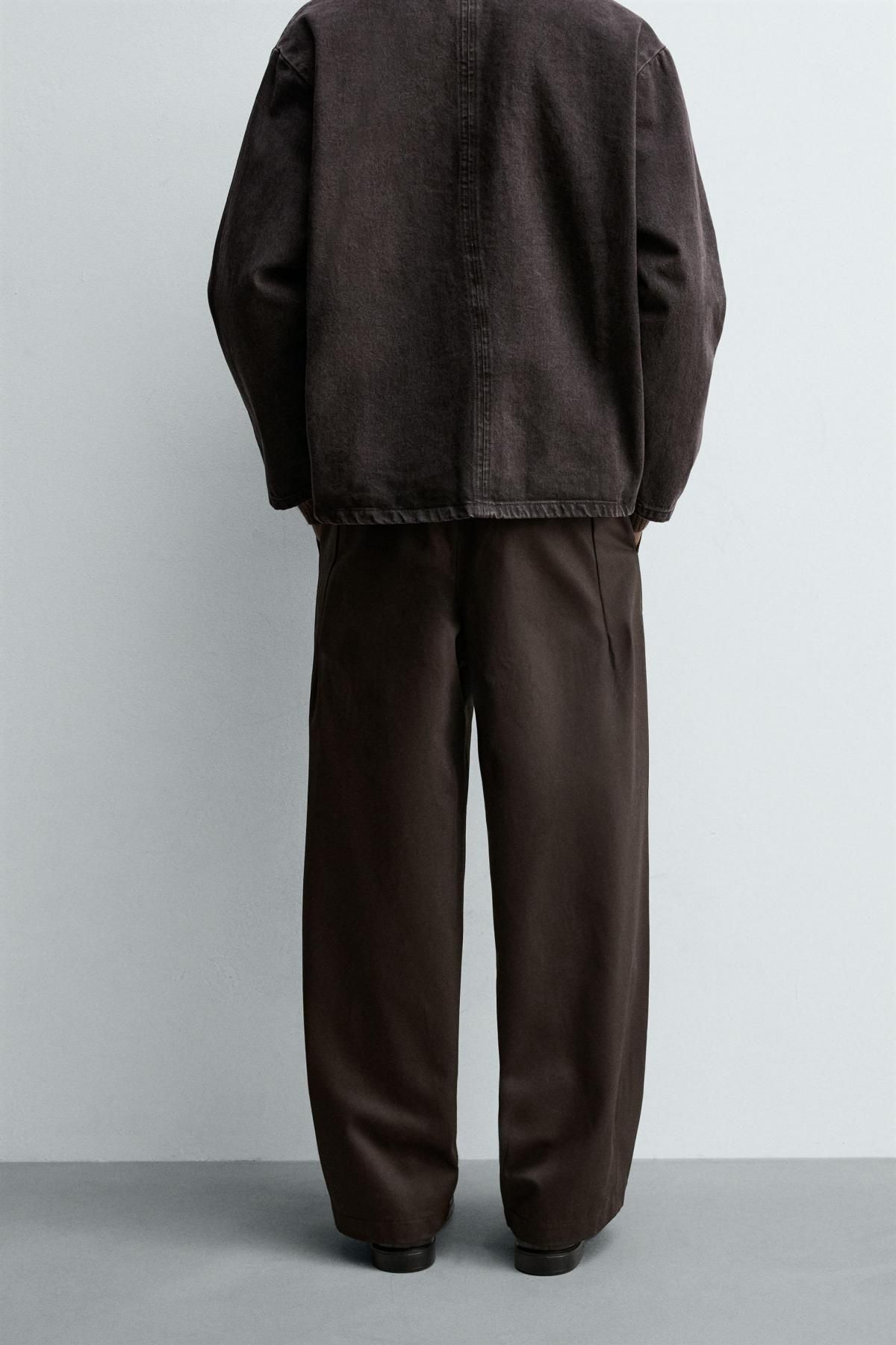 자라 와이드핏 코튼 플리츠 치노 팬츠 3991/353 CHOCOLATE - 상세 이미지 3