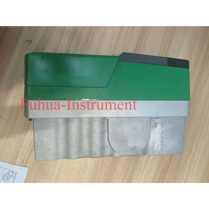 UNI1401 인버터 주파수 변환기 0.75KW
