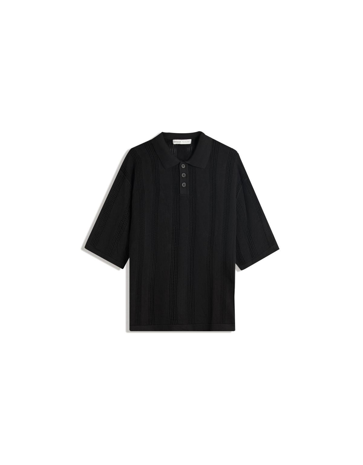 버쉬카 텍스처 오픈워크 블랙 반팔 폴로셔츠 8240/623 BLACK - 메인 이미지