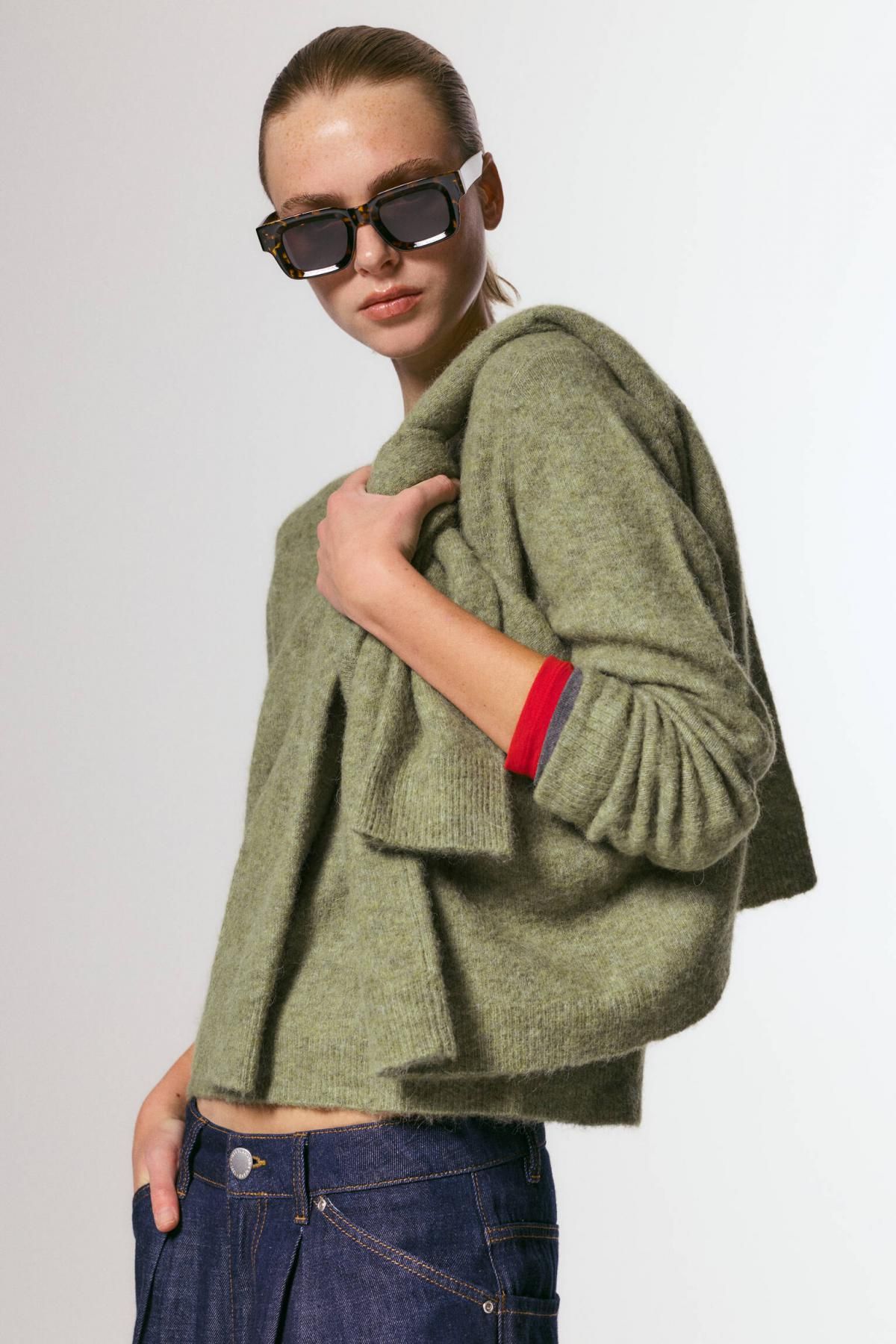 풀앤베어 프리미엄 울알파카 라운드넥 니트 스웨터 7550/402 PALE GREEN - 상세 이미지 2