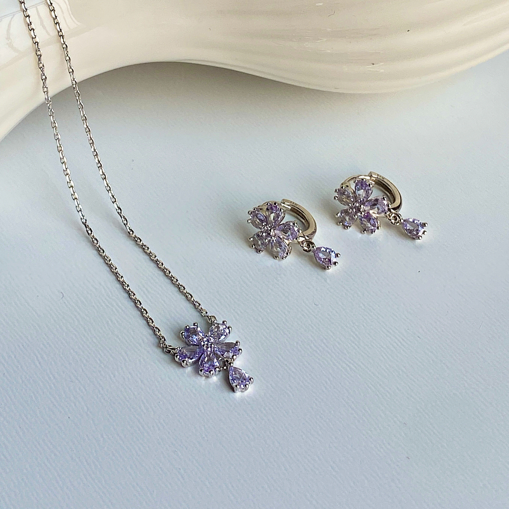 [Color Cubic] 모노그래프 칼리아 여성 주얼리 큐빅 원터치 꽃 핑크 블루 데일리 귀걸이 Purple 이미지 8