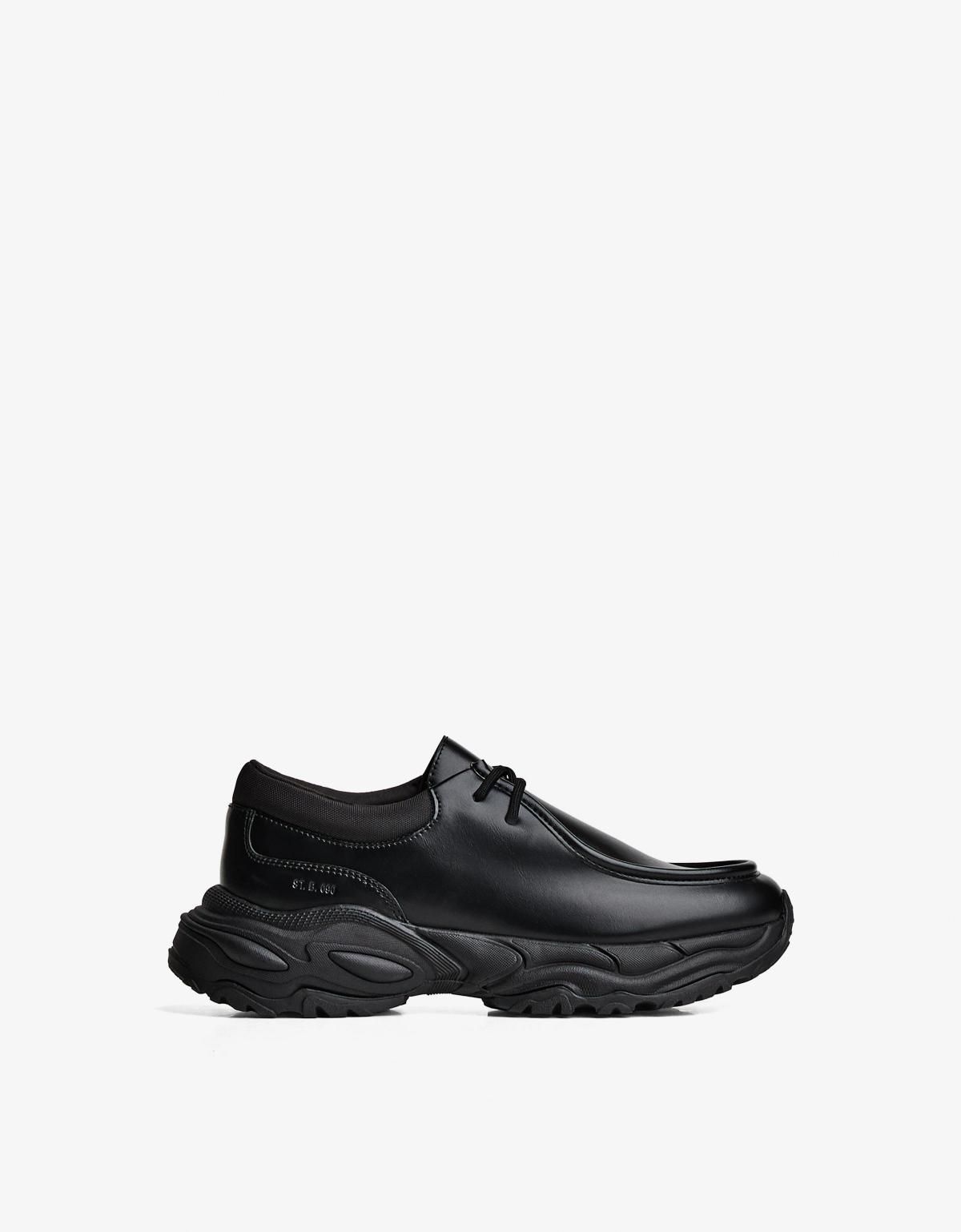 버쉬카 청키솔 베이직 스니커즈 2306/664 BLACK - 메인 이미지