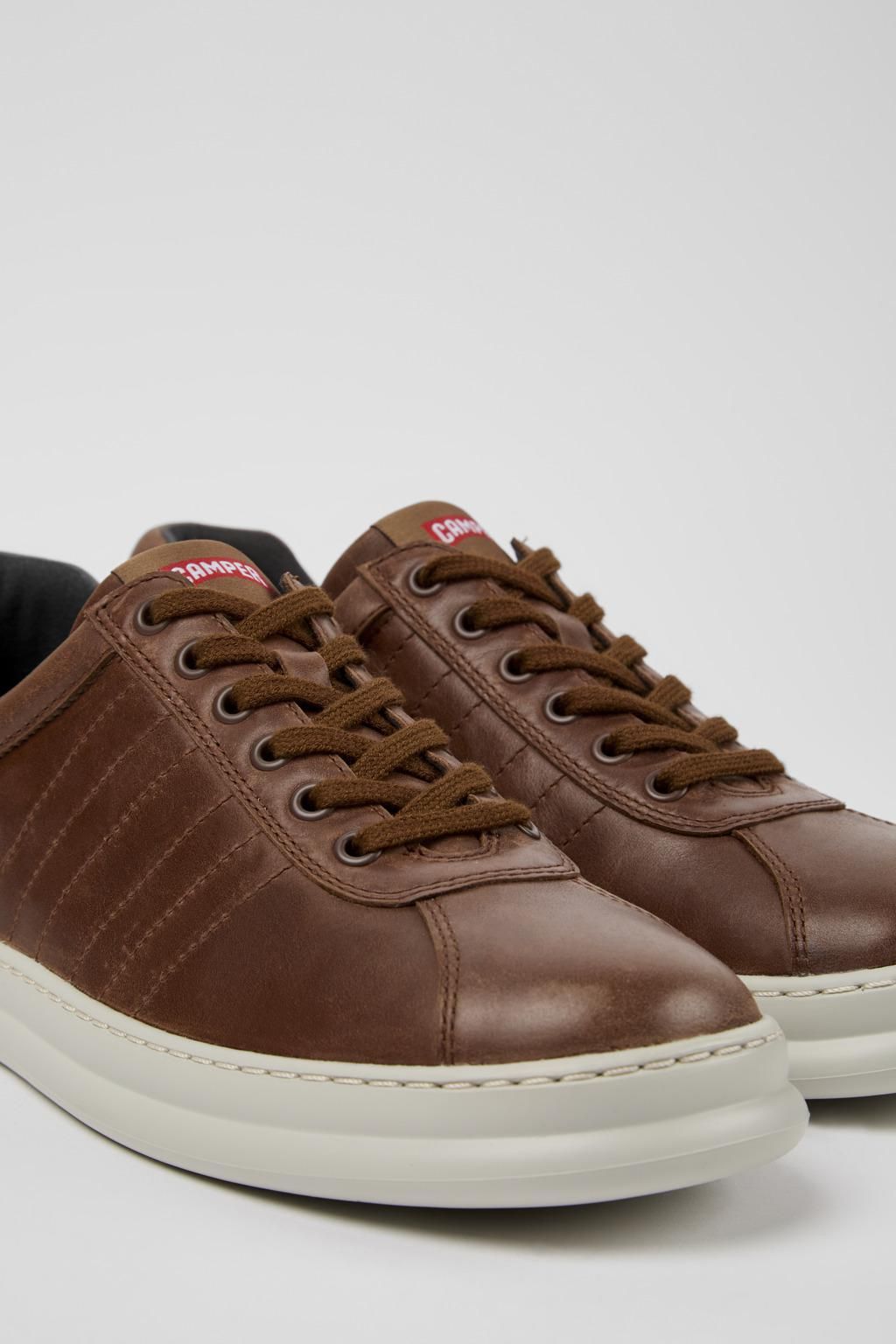 캠퍼 브라운 가죽 남성 스니커즈 Runner K100227-014 BROWN - 상세 이미지 2