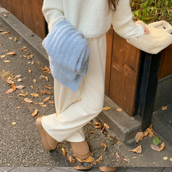 (도톰포근) 양기모 와이드 밴딩 트레이닝 팬츠 ps5479 - 메인 이미지