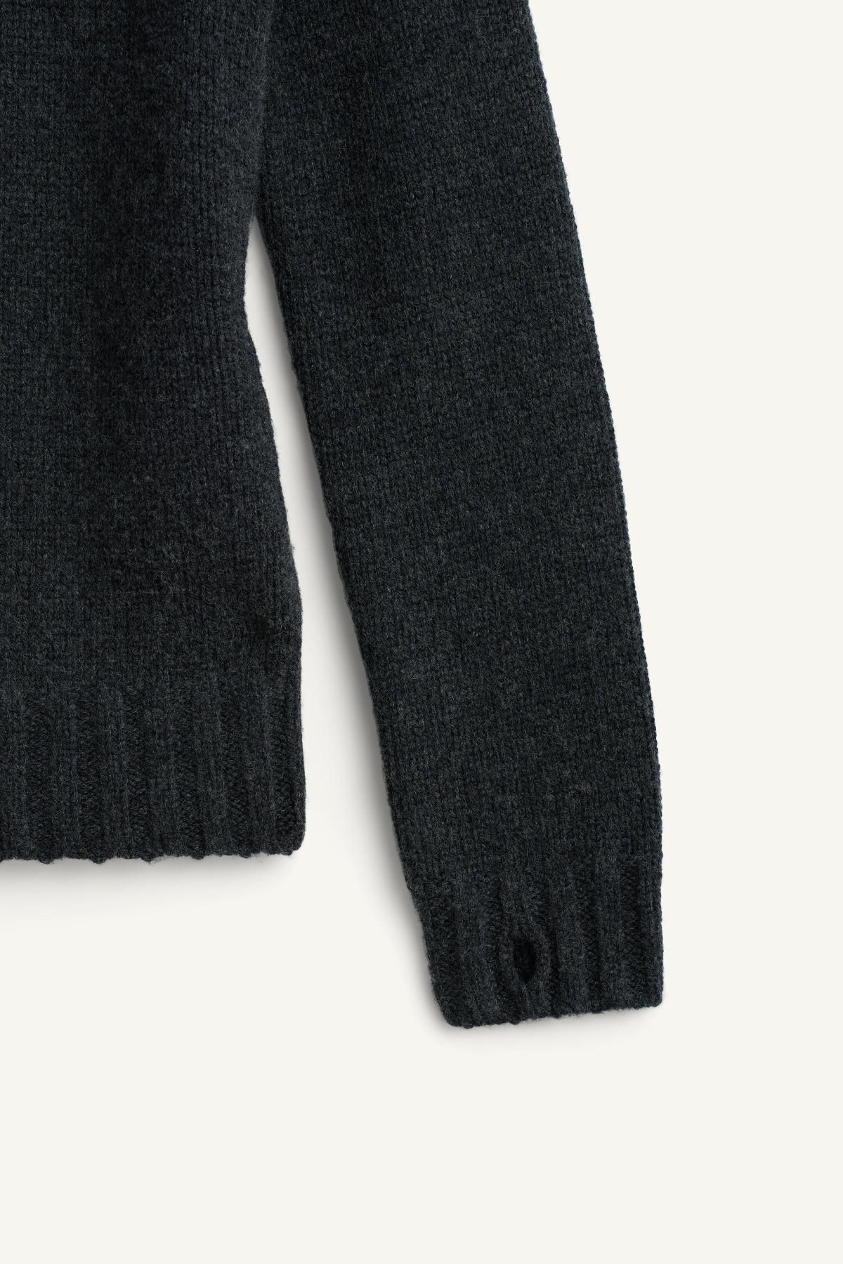 자라 비대칭 원숄더 니트 스웨터 3039/904 ANTHRACITE GREY - 상세 이미지 4