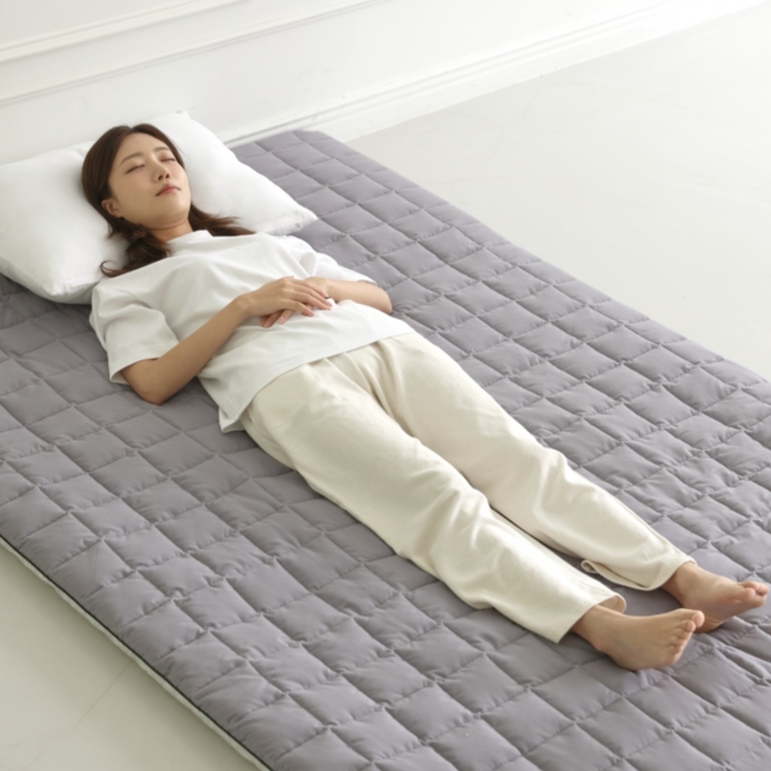 두꺼운 1인용 손님용 이불 바닥에 까는 이불 바닥 요매트