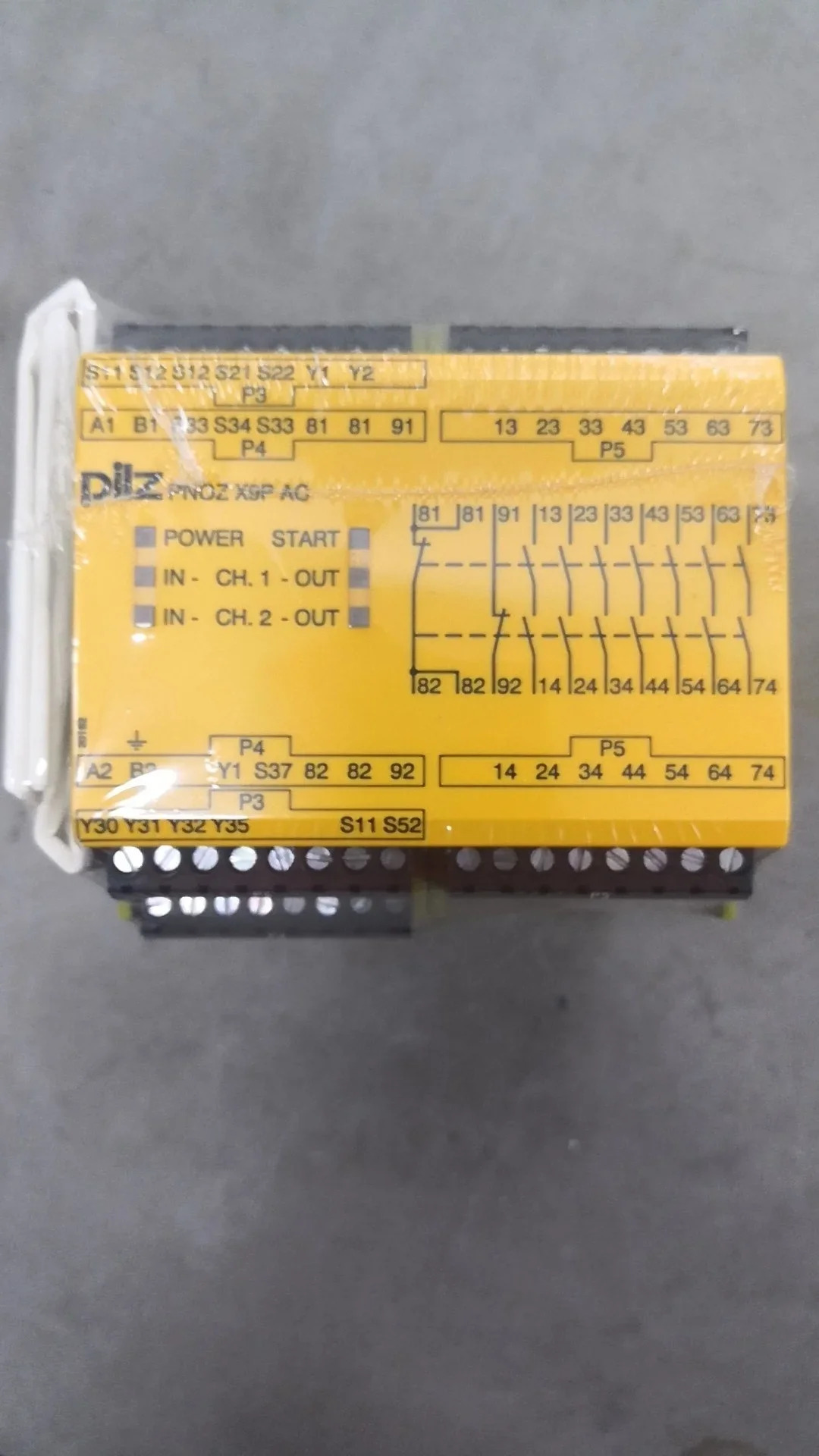 독일 Pilz 안전 차단기 PNOZ X9P AC 777606 24-240VACDC