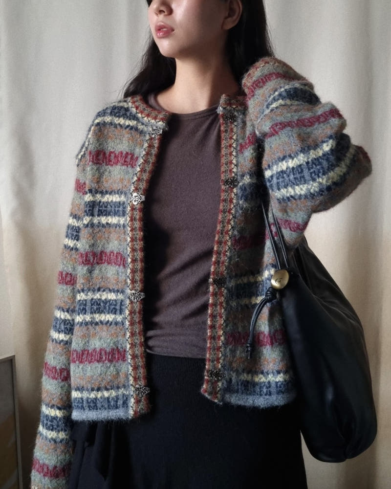 그레이일주일배송지연 레트로 패턴 가디건 (2colors) : 들강