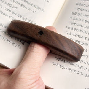 동백정원 독서링 맞춤 각인 원목 북홀더링 북링 글씨체 랜덤 실사용 후기 | 효과 있을까? - 상품 이미지 1