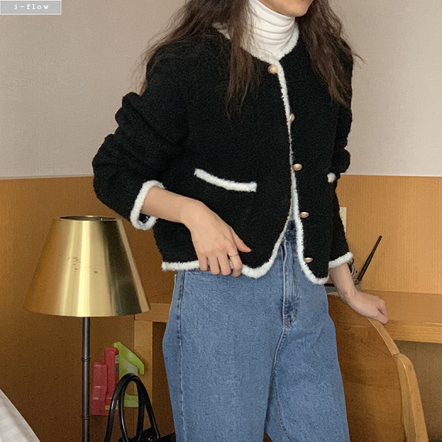 포호 라운드 금장 부클 배색 가디건 3col 가을 겨울 세미 크롭 도톰 포켓 제이플로우 - 상세 이미지 4