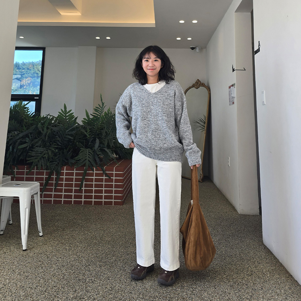 브이넥 오버핏 울니트 포근 겨울 스웨터 - 상세 이미지 3
