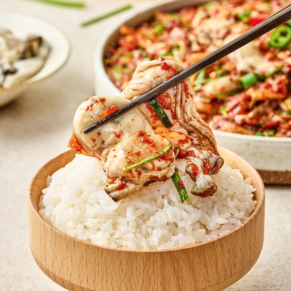 제철 생굴무침 생굴 무침 굴 반찬 통영 30년 전통 밥도둑 원조 굴무침 330g 이미지 7