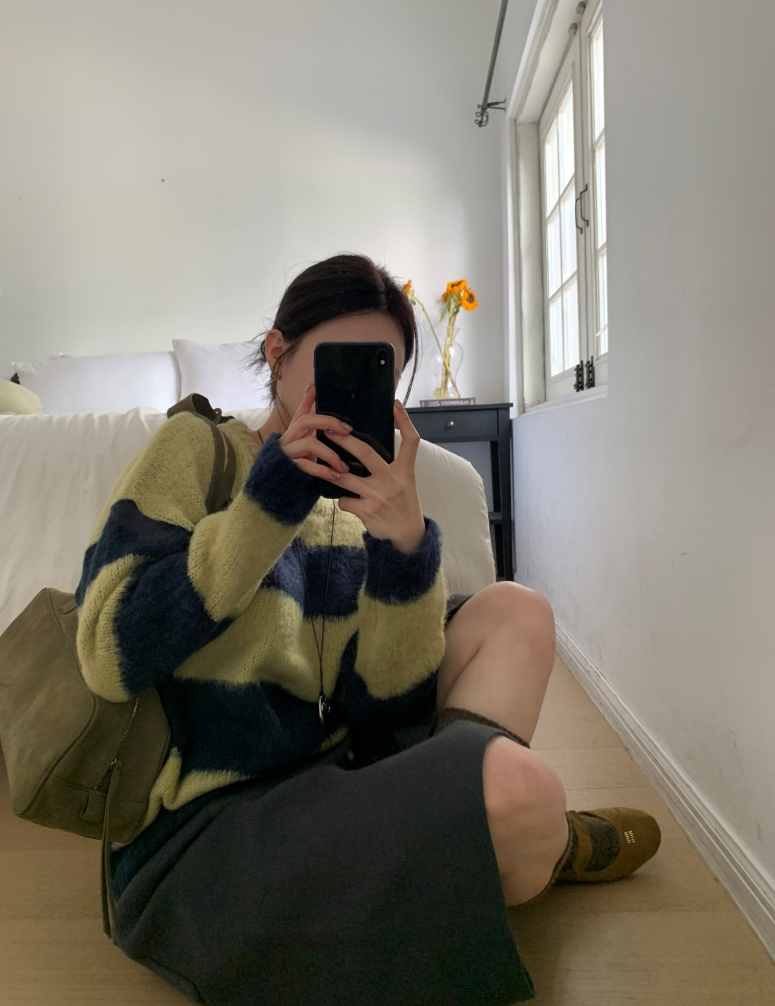 오버무드 겨울 오버핏 스트라이프 줄무늬 럭비 꿀벌 핑크 올리브 라운드넥 니트 2color - 상세 이미지 3