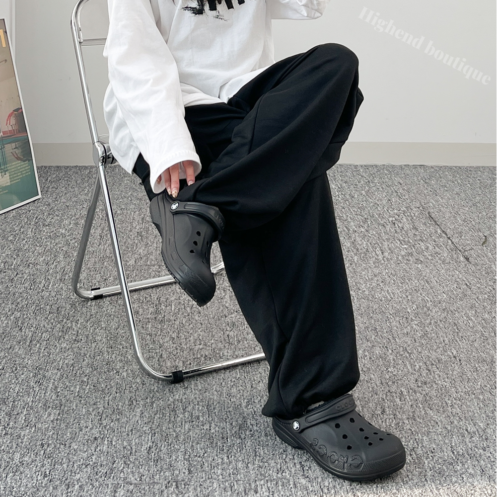 크록스 털슬리퍼 겨울 퍼 털신 털신발 퍼슈어 블랙, 230