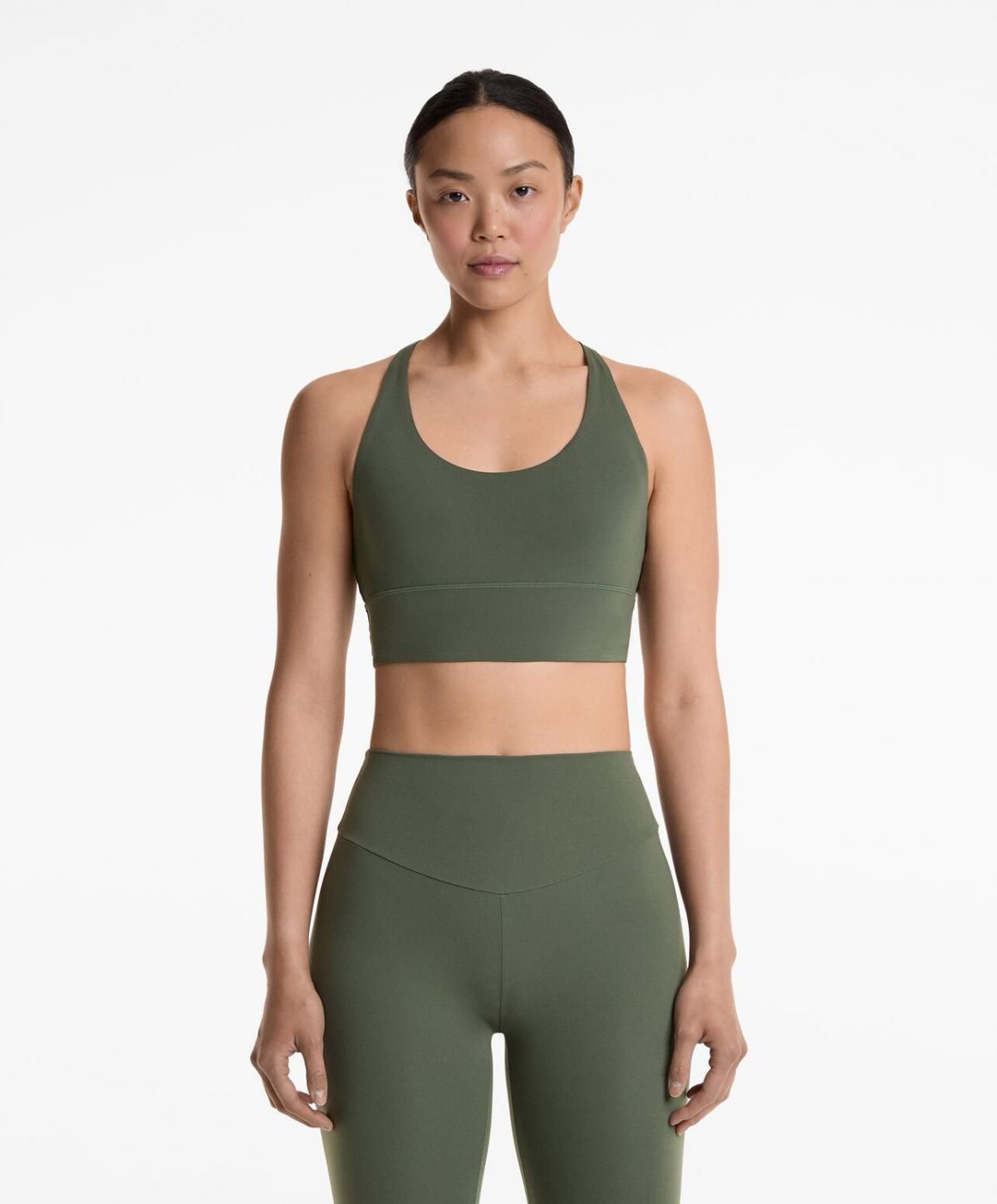 오이쇼 애슬레저 테크니컬 미디엄서포트 컴포트럭스 스포츠 브라 컵내장 2977/901 KHAKI - 상세 이미지 4