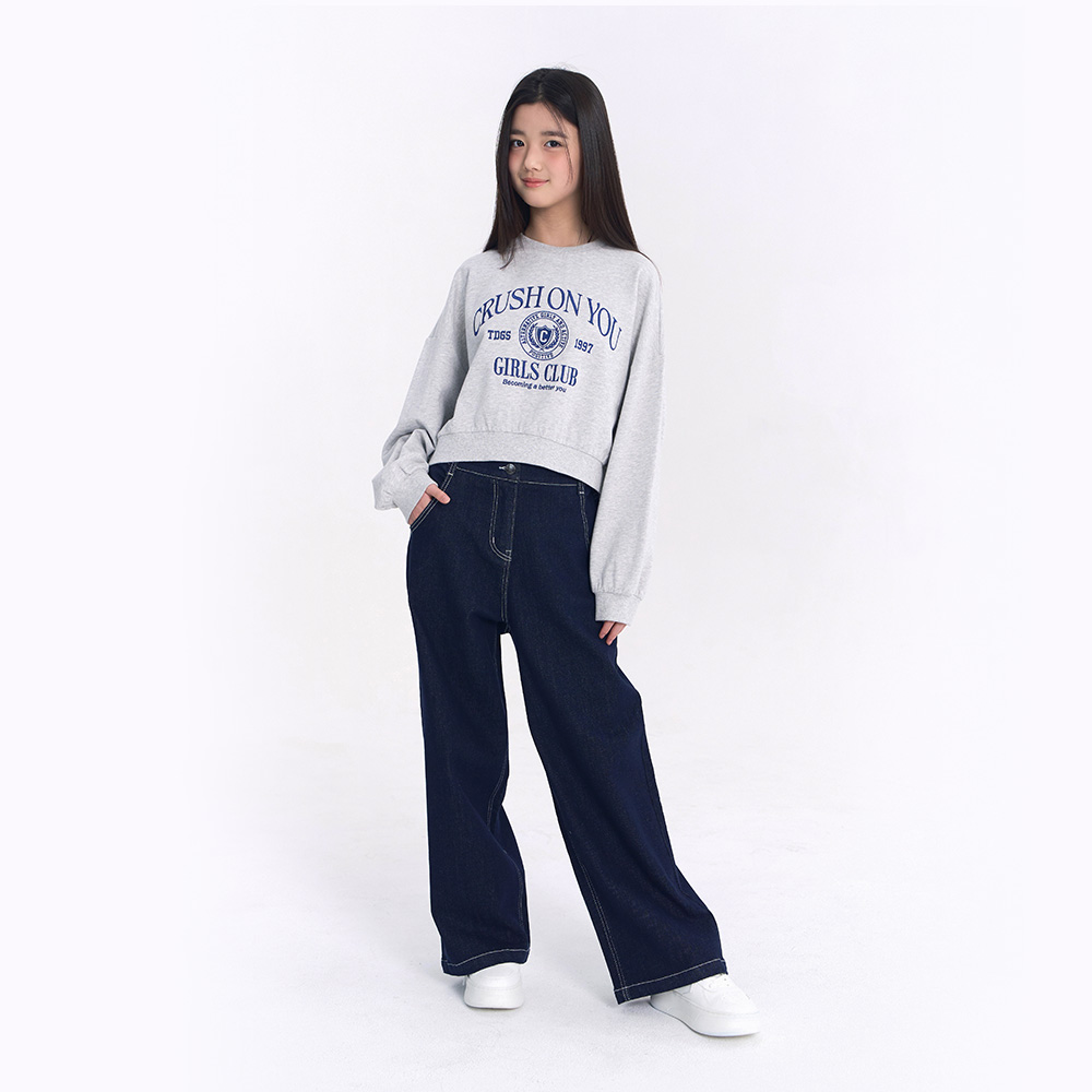 더데이걸 레터 크롭 스웻셔츠 TGMA25F1E - 상세 이미지 3