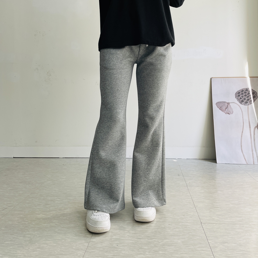 부츠컷트레이닝팬츠 나팔바지 키작녀바지 여성 고무줄 팬츠 2기장 - 상품 이미지