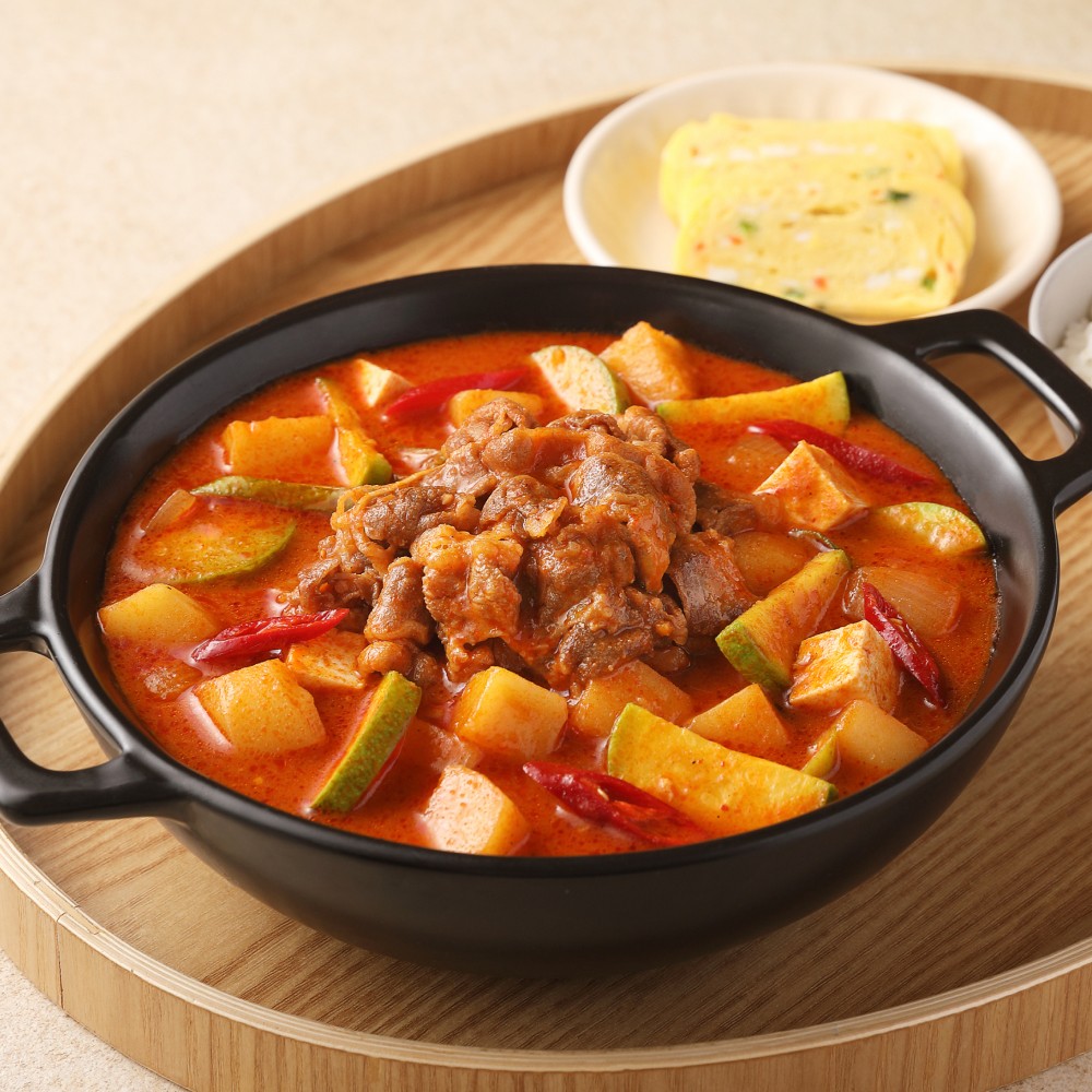 [푸딩팩토리] 우삼겹 고추장찌개 320g 가정식 한끼요리 밥도둑 간편집밥 - 상품 이미지
