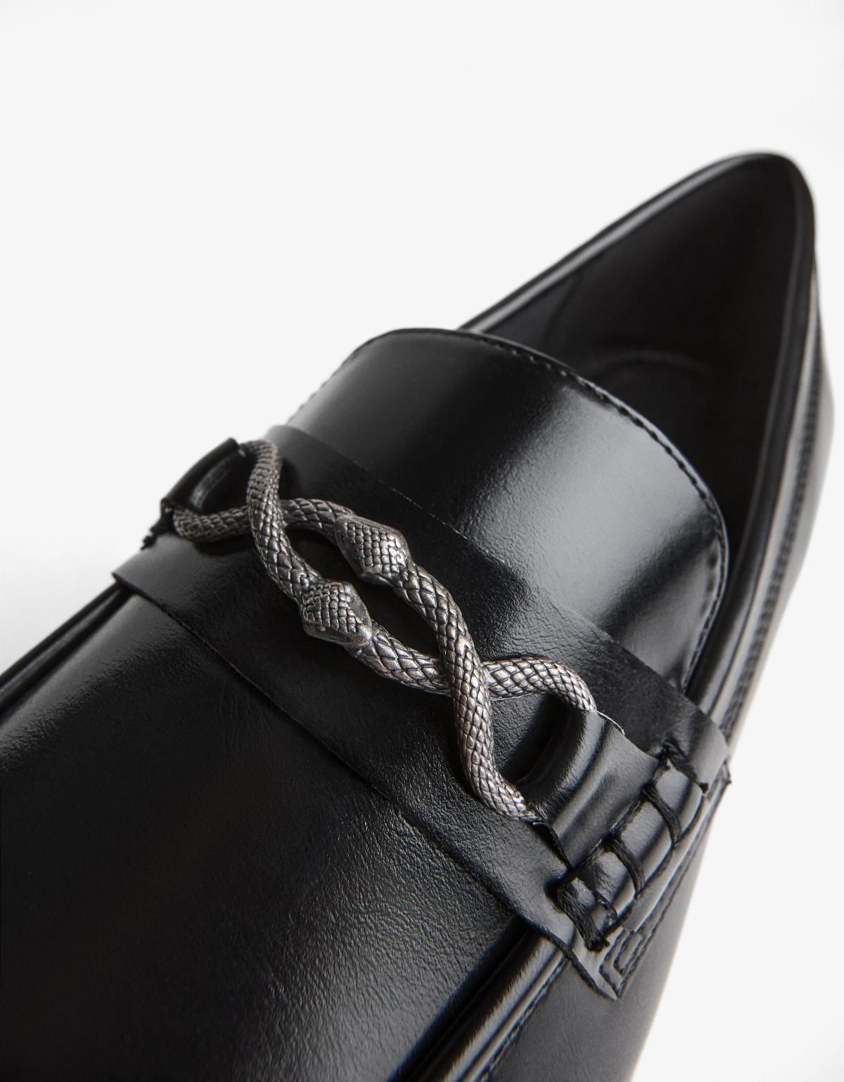 버쉬카 클래식 체인 디테일 페니 로퍼 2601/764 BLACK - 상세 이미지 2