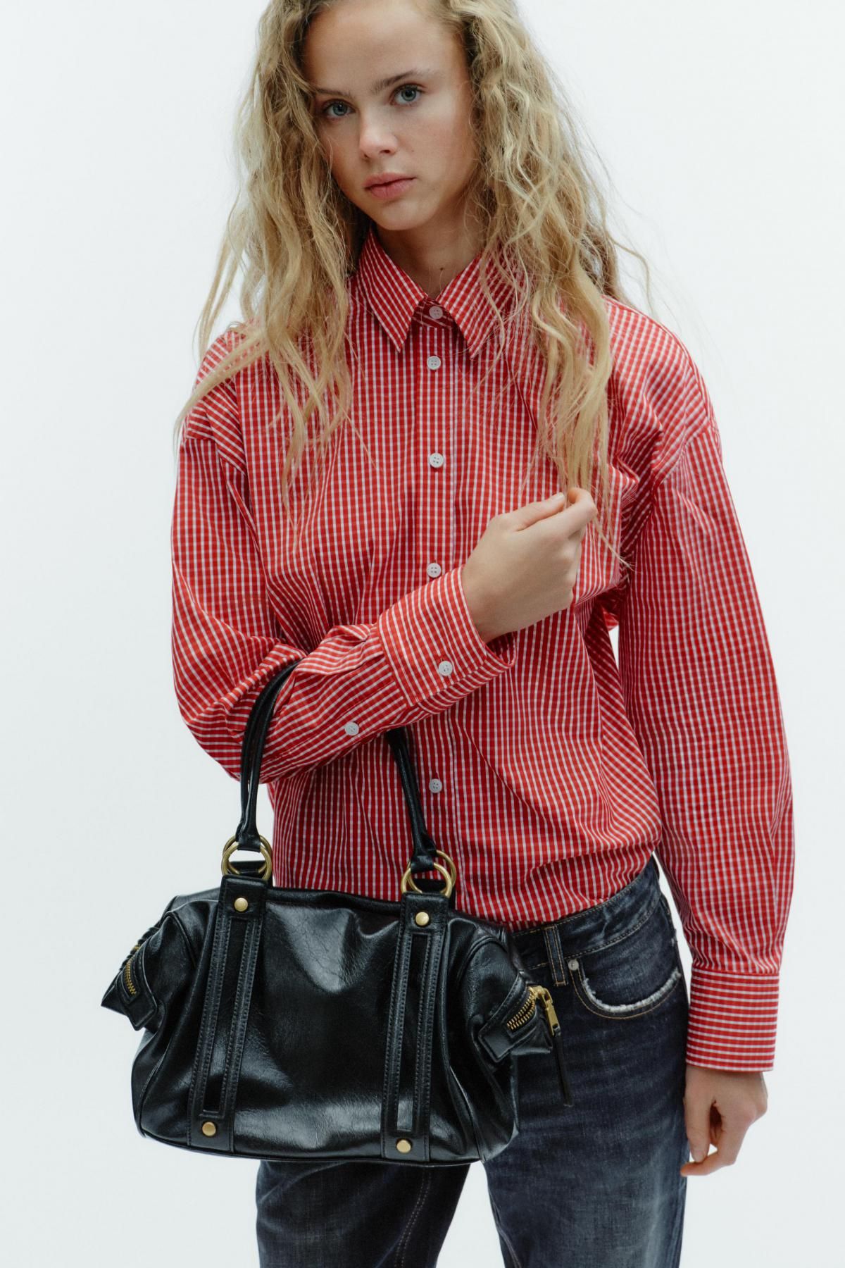 자라 메탈 디테일 미니멀 블랙 숄더백 6722/610 BLACK - 상세 이미지 3