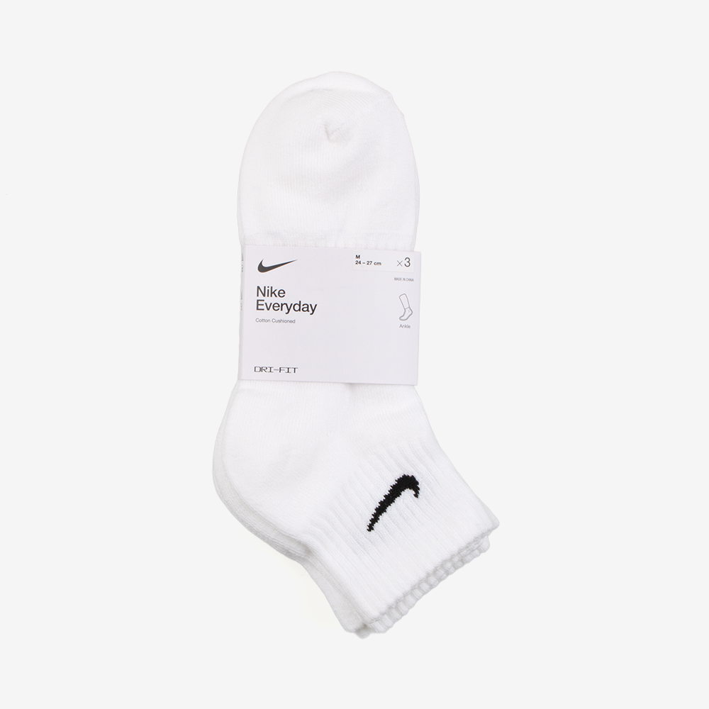 나이키 에브리데이 스우시 중목 양말 3팩 SX7667-100