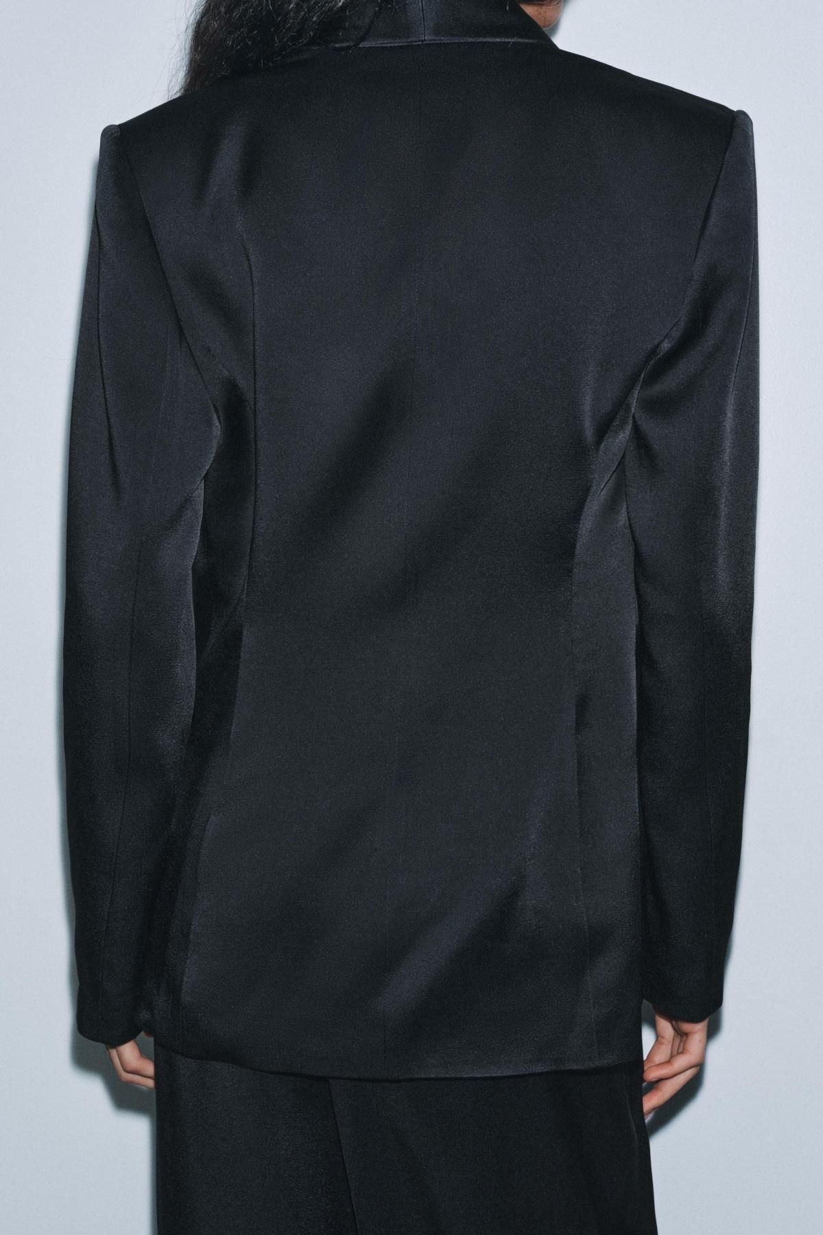 자라 새틴 블랙 더블브레스트 블레이저 9358/712 BLACK - 상세 이미지 4