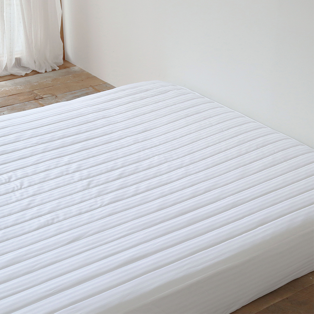 프리즈 먼지없는 호텔식 스트라이프 마이크로 도비 사계절 침대 매트리스 커버 누빔 Q