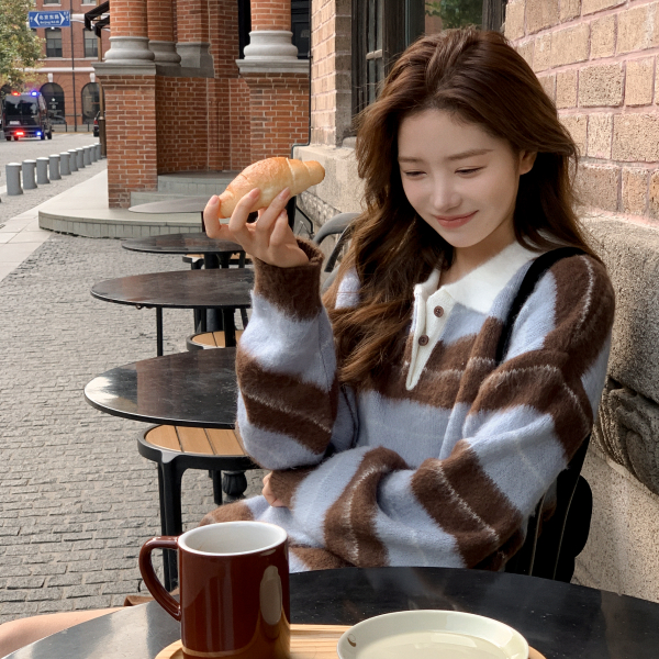 브러쉬 스트라이프 카라넥 버튼 긴팔 니트 nt5321 제품 이미지