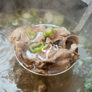 한우 사태살 갈비탕 순살 보양식 왕갈비탕 뼈없는 소갈비탕 국밥 맛있게 먹은 솔직 후기 - 상품 이미지 4