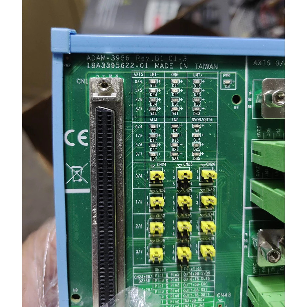 ADVANTECH ADAM-3956 A1 B1 01-3 100핀 SCSI DIN 레일 배선 보드용