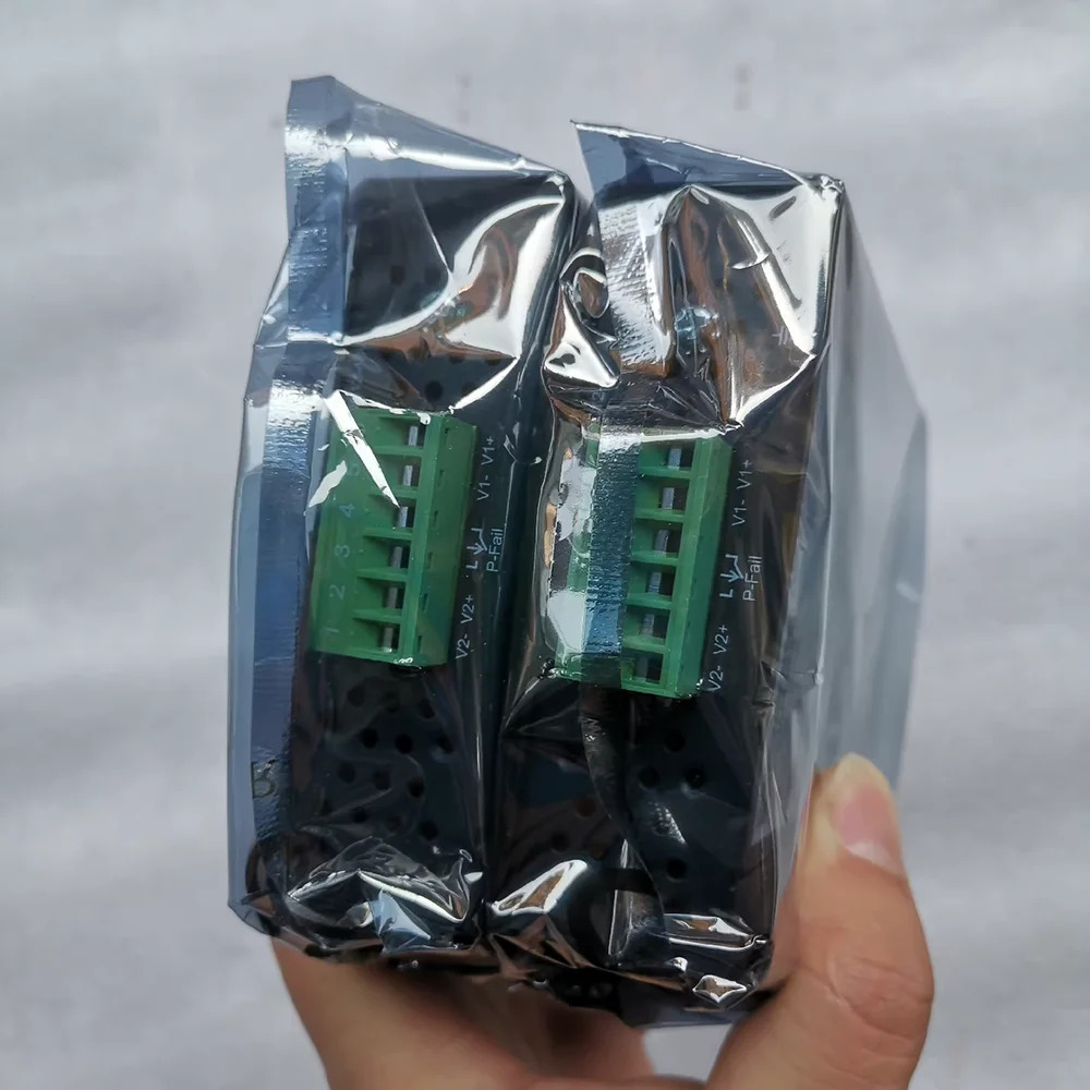 어드밴텍 100Gb 5포트 스위치 EKI-2525용