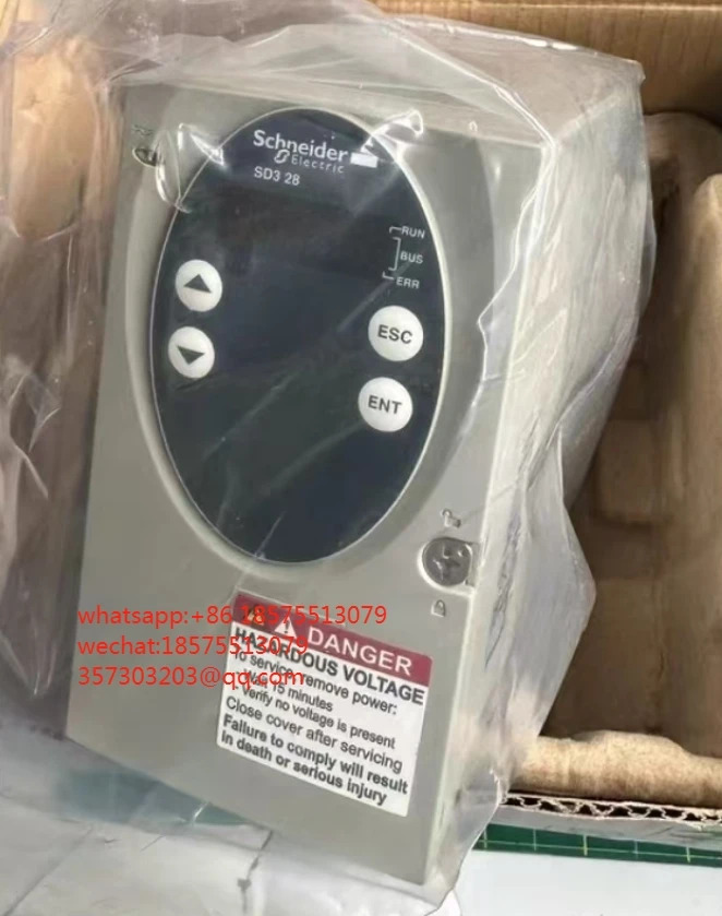 슈나이더 SD328AU25S2 서버