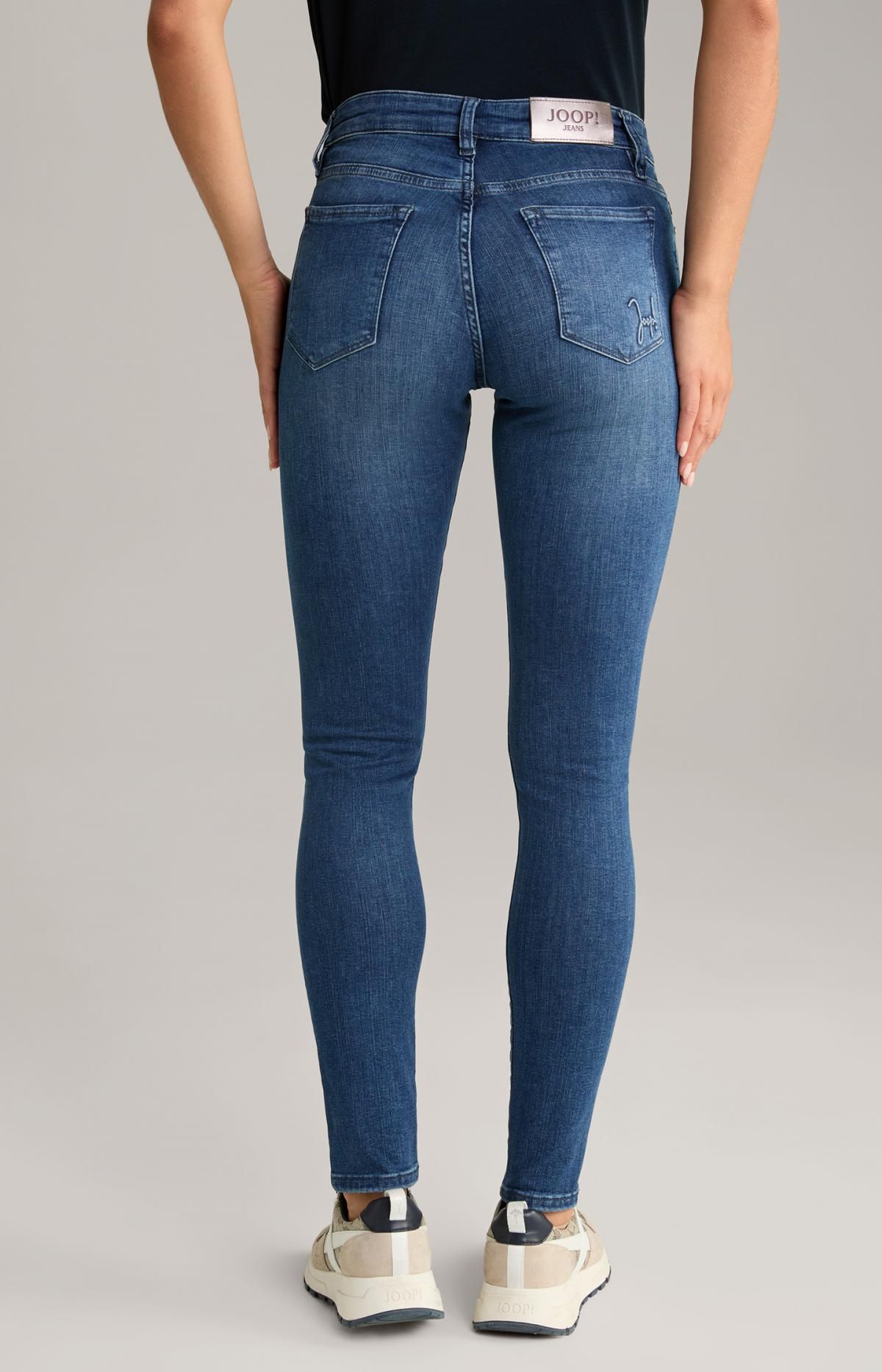 윱 스키니핏 데님 로우라이즈 청바지 30037154-10015861-425 BLUE WASHED - 상세 이미지 3