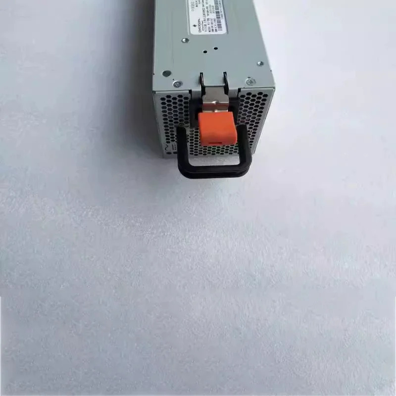 7001490 -J000 IBM 전원공급장치 P710 720 730 740 44V8419 74Y5985 74Y8677 74Y9082 00FW424 00E7187 12V 134A