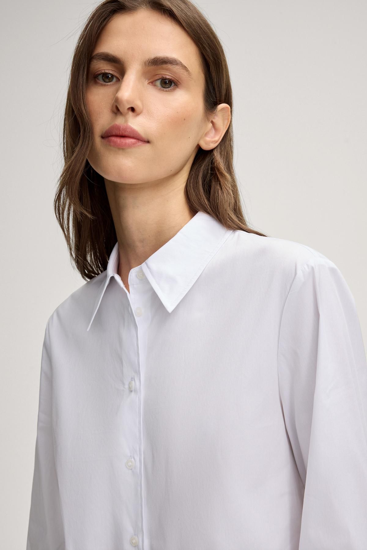 윱 베이직 레귤러핏 클래식 화이트 블라우스 30048893-10018868-100 ONE COLOR - 상세 이미지 5