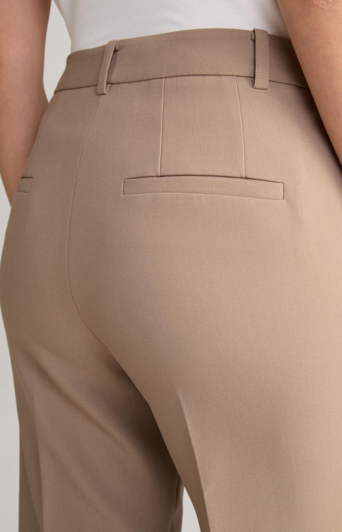 윱 클래식 베이지 테크니컬 스트레치 슬랙스 팬츠 30044066-10017927-252 BEIGE - 상세 이미지 4